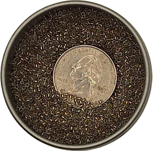 15/0 Gold-Lined Crystal Clear Toho Round Seed Beads 10g