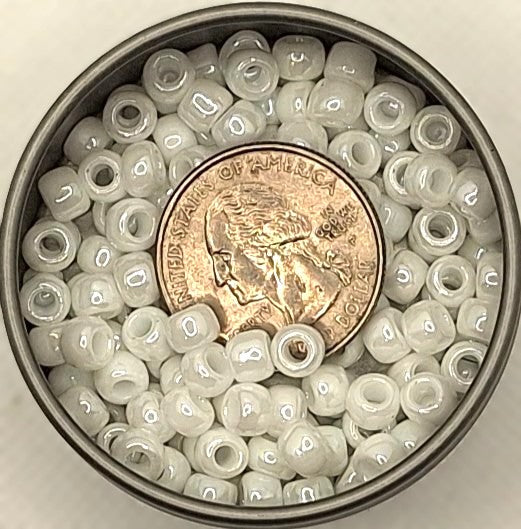 3/0 White Opaque Luster Toho Round Seed Beads 25g