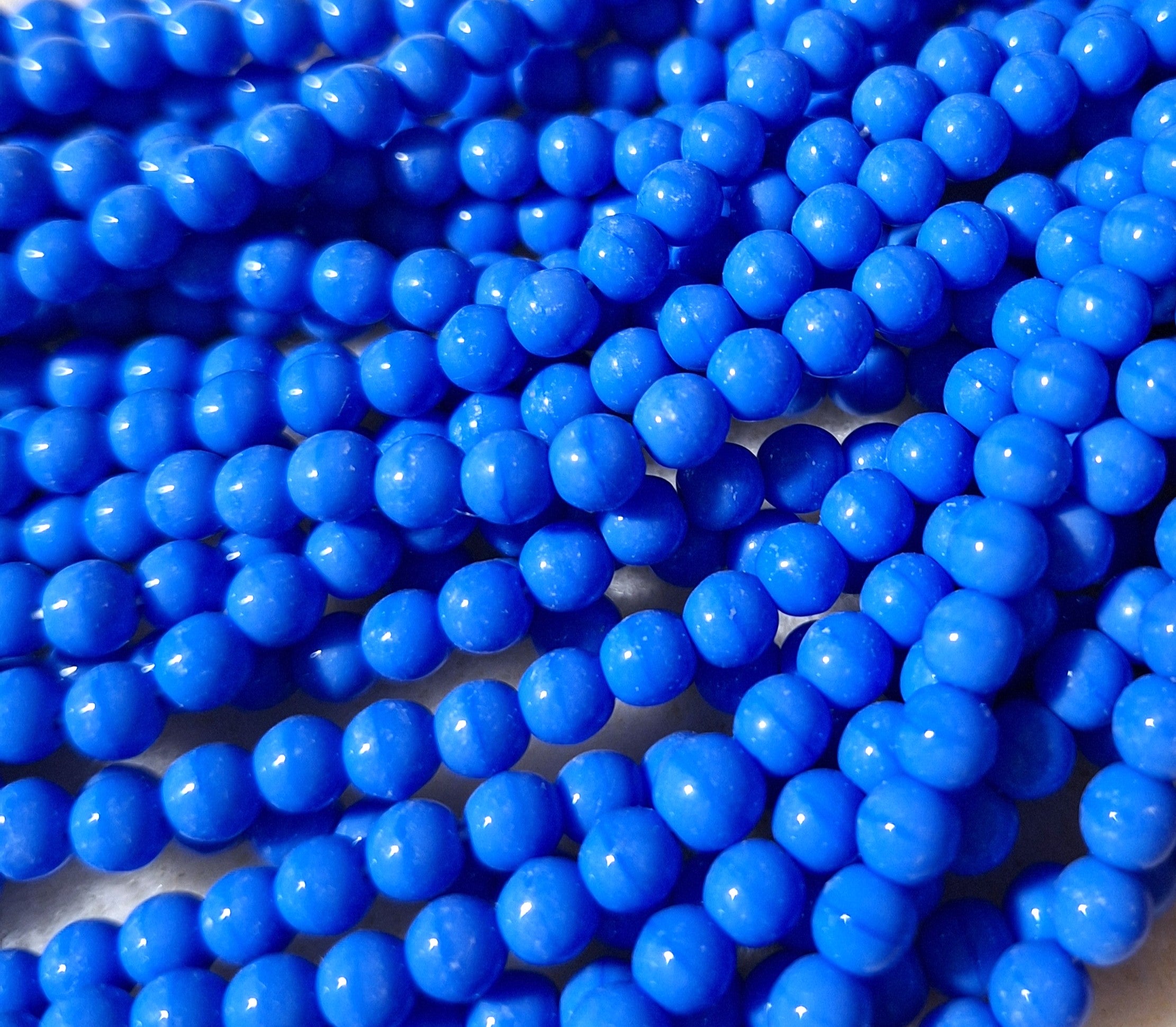 5mm Blue Opaque Smooth Round Druk Glass Beads 50ct