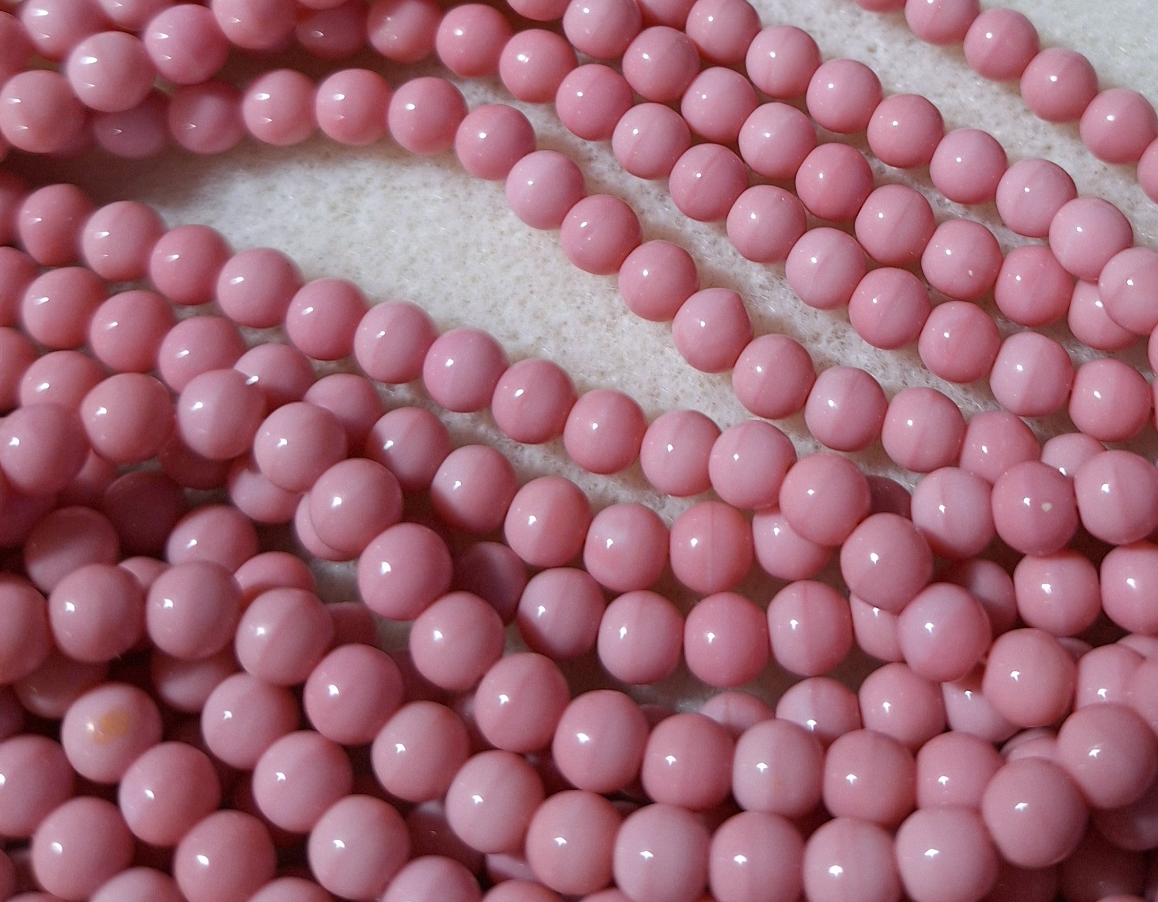5mm Pink Opaque Smooth Round Druk Glass Beads 50ct