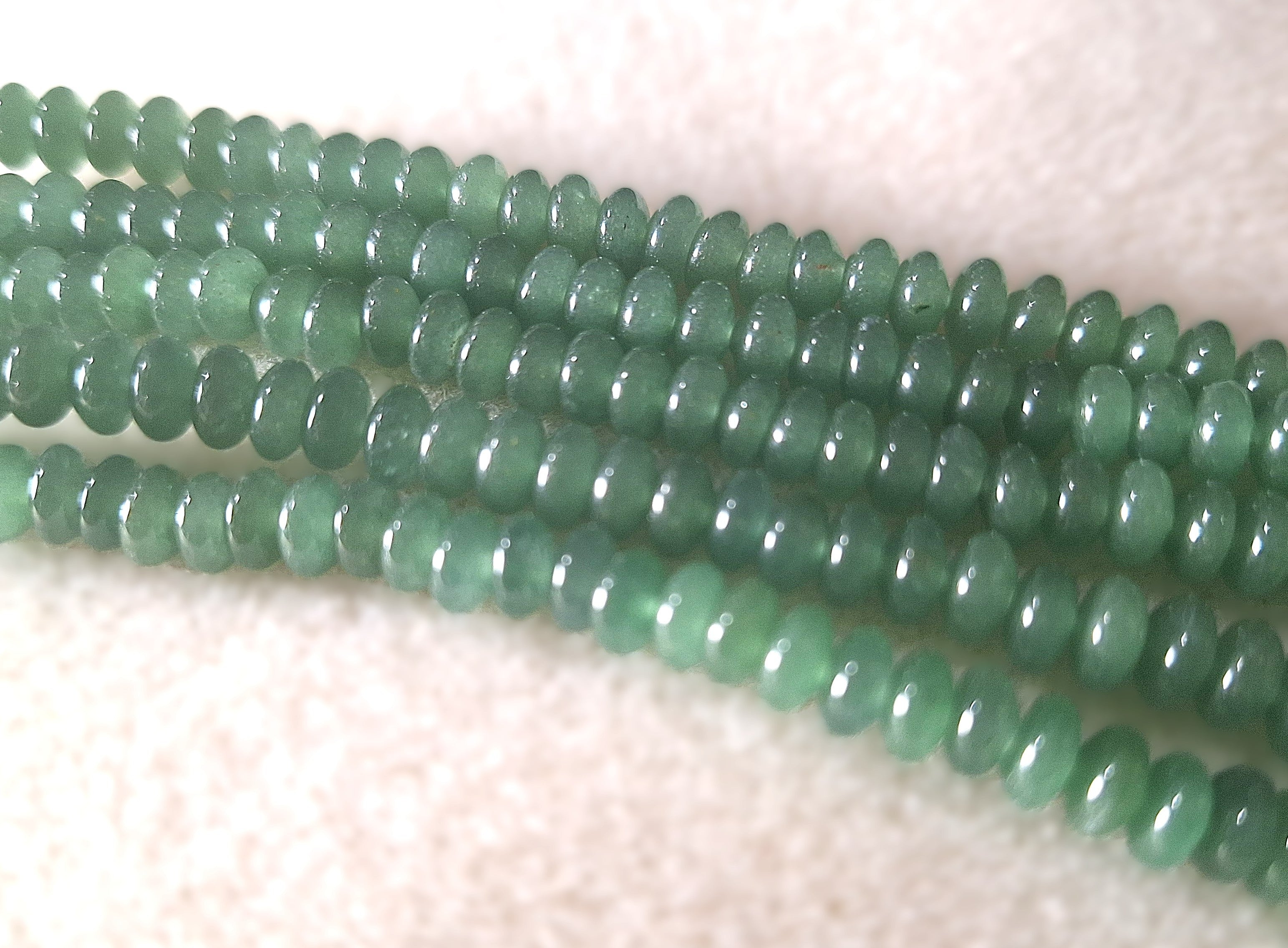 6x4mm Green Aventurine Smooth Rondelle Gemstone Beads 16-Inch Strand