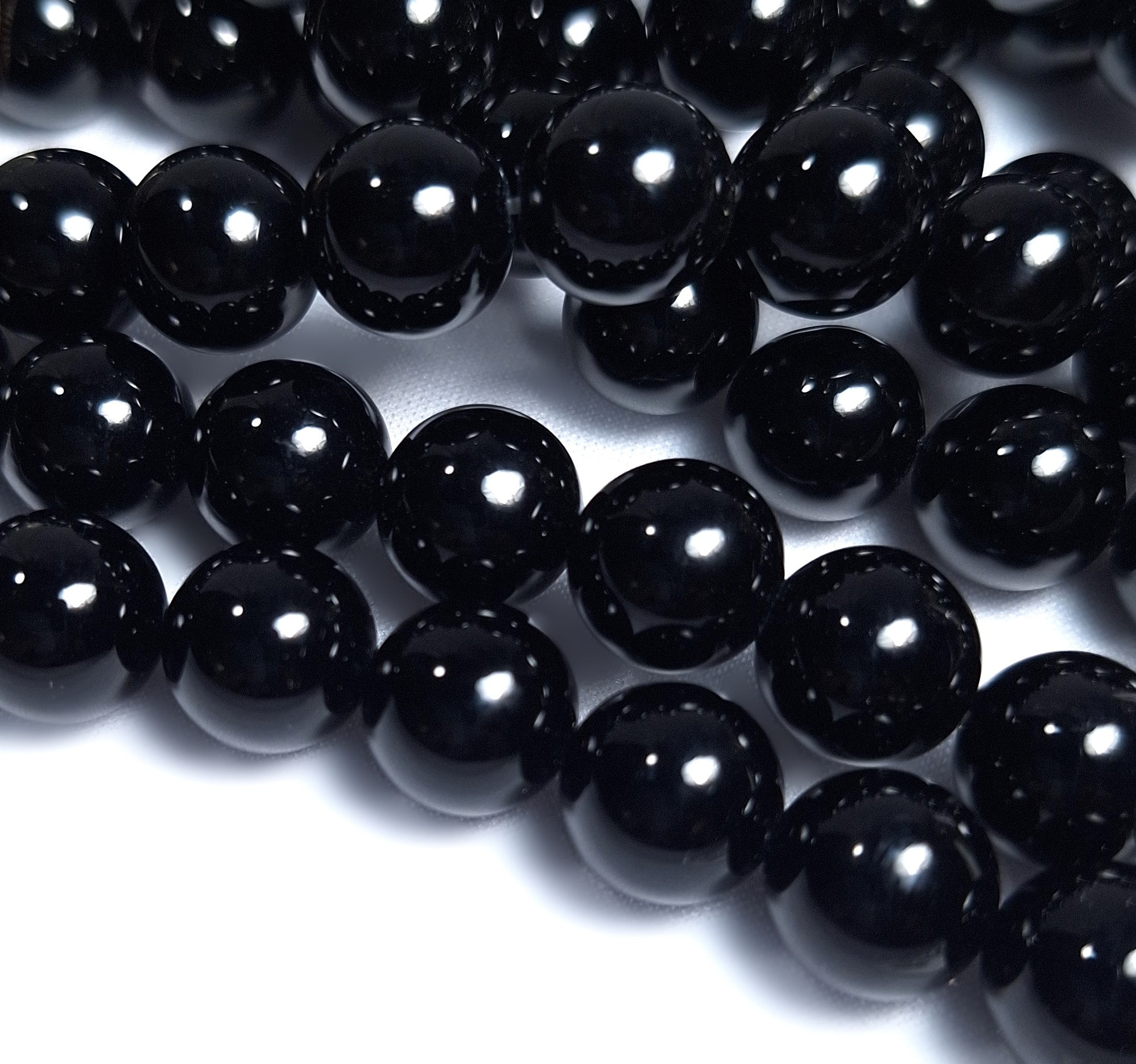 10mm Black Onyx Round Gemstone Beads 16-Inch Strand