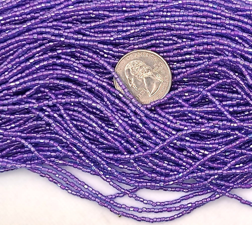 9/0 Pink-Lined Aqua 3-Cut Czech Seed Beads Full Hank