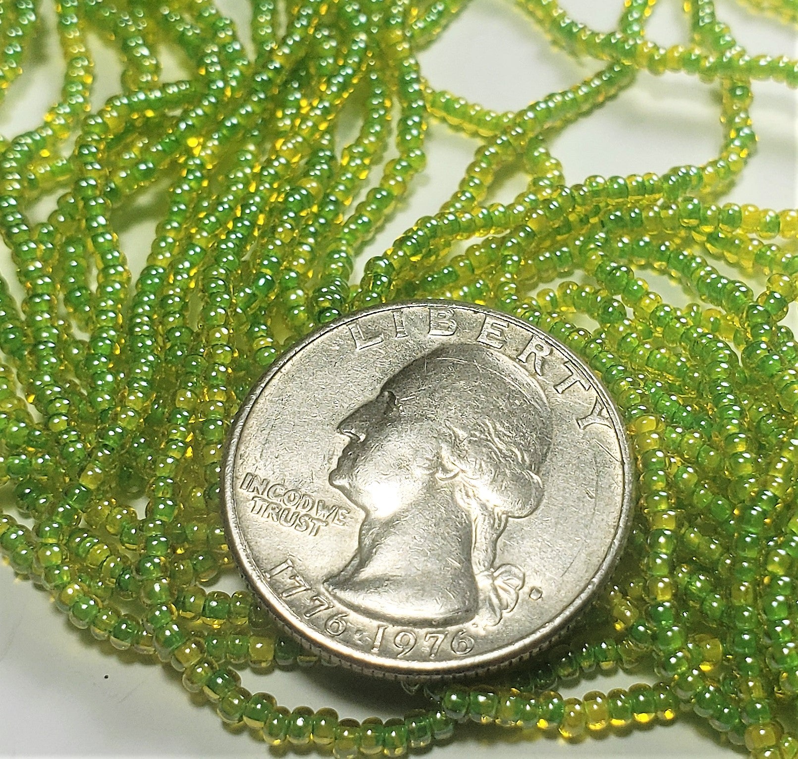 11/0 Jonquil Green-Lined Czech Seed Beads Full Hank