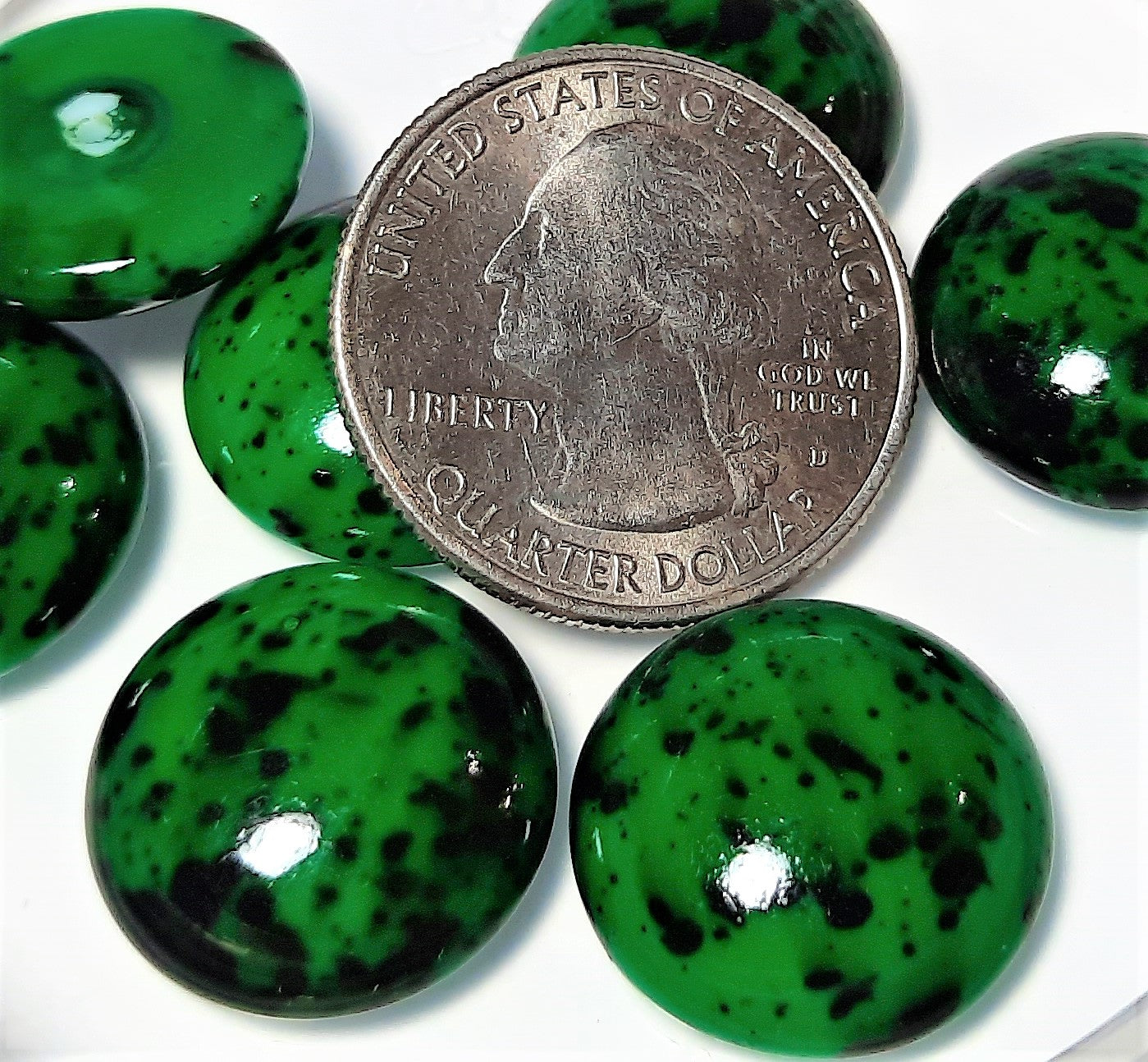 18mm GS Emerald Round Cabochons 2ct