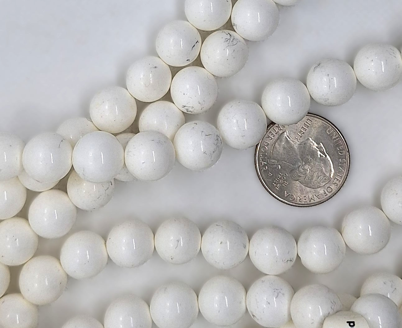 12mm White Seashell Round Beads 16-Inch Strand