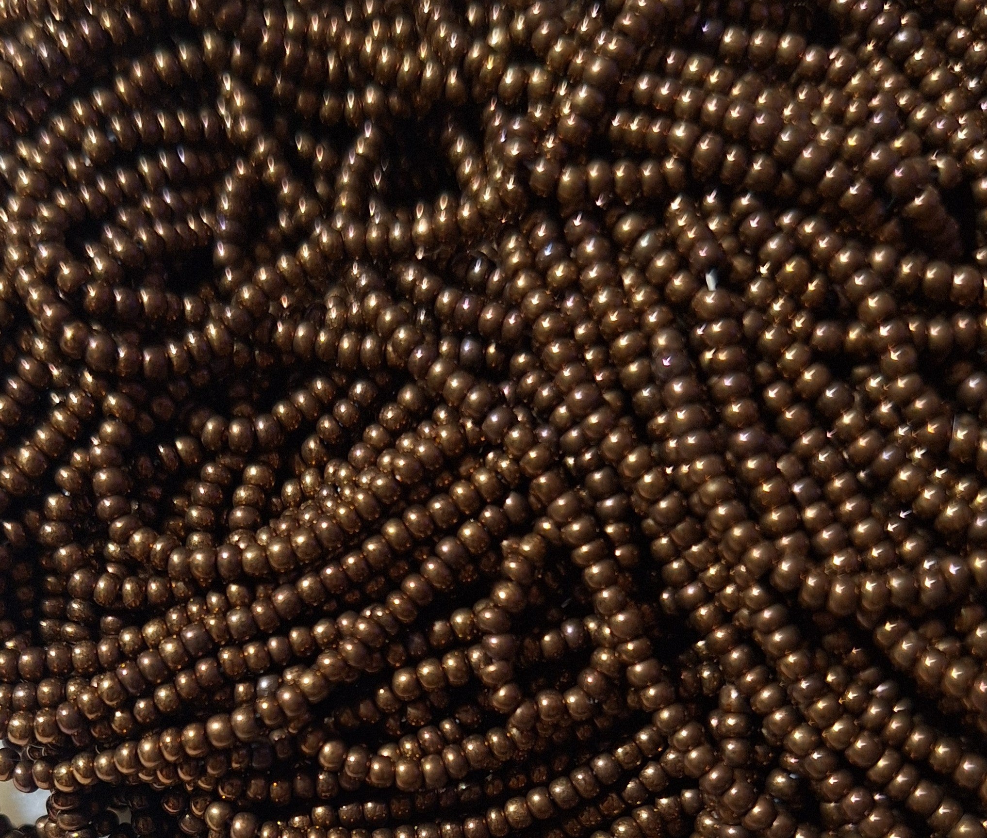 11/0 Copper Metallic Czech Glass Seed Beads 10g Bag