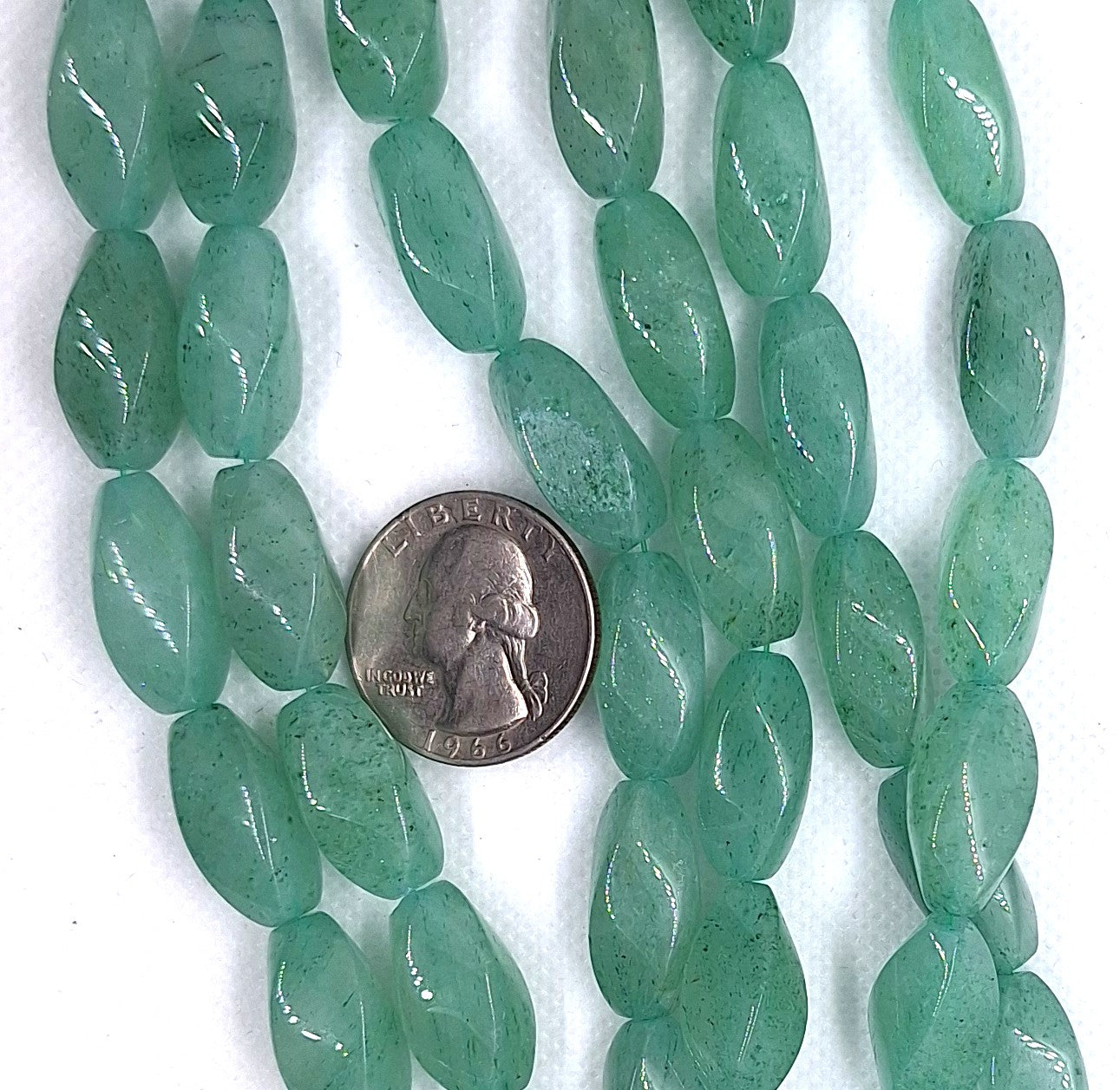 20x10mm Green Aventurine Twisted Oval Gemstone Beads 16-Inch Strand