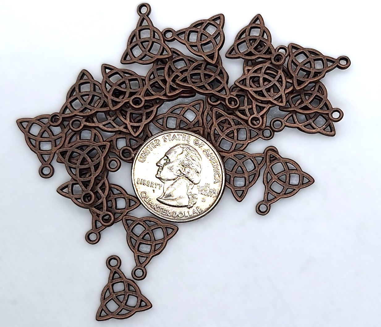 16.5x14.5mm Triquetra Celtic Knot Charm Copper Zinc Alloy 10ct