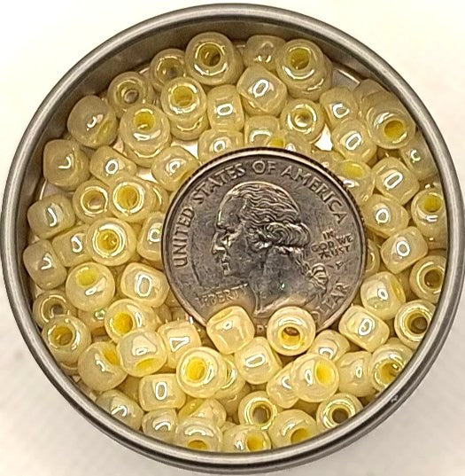 3/0 Lemon Chiffon Yellow Ceylon Toho Round Seed Beads 25g