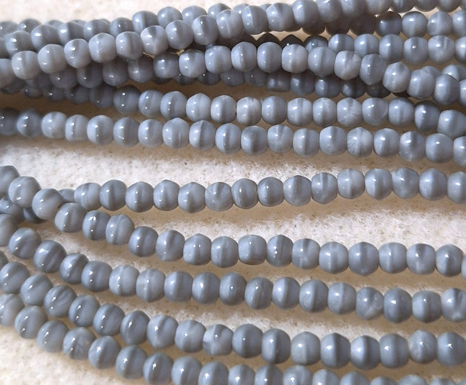 3mm Gray Grey Silk Smooth Round Druk Glass Beads 200ct