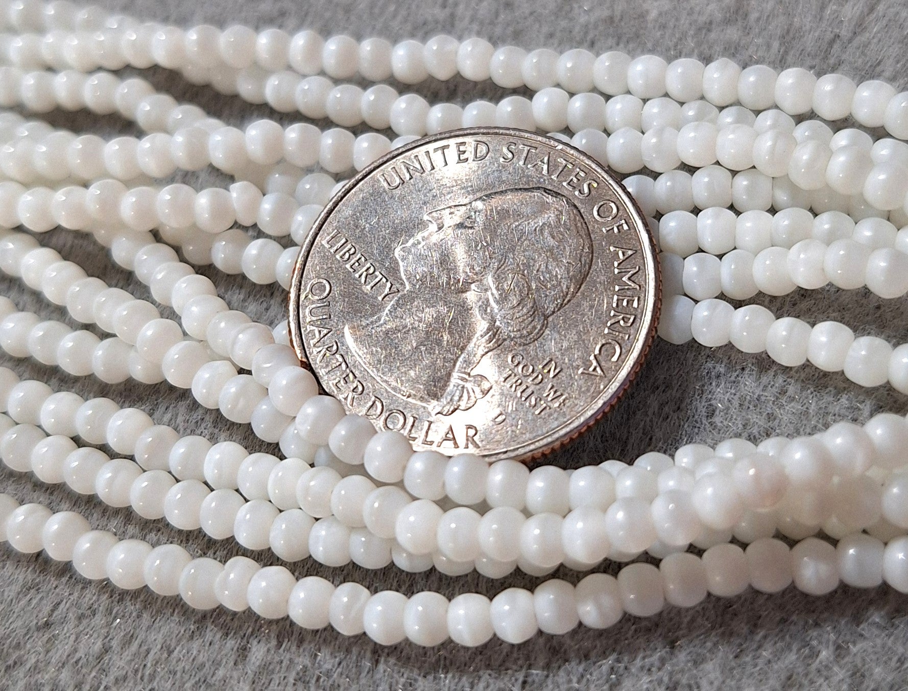 3mm White Silk Smooth Round Druk Glass Beads 200ct