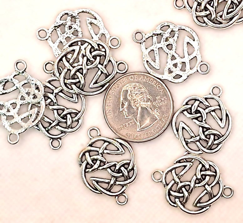 20mm Celtic Knot Woven Round Connector Silver Zinc Alloy 10ct