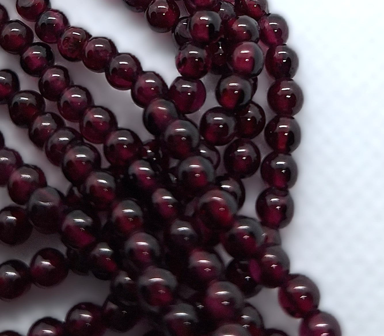 3mm Garnet Round Gemstone Beads 16-Inch Strand