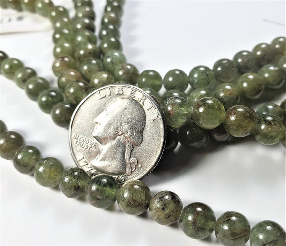 8mm Green Garnet Round Gemstone Beads 8-inch Strand