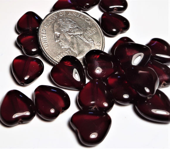 12x11mm Garnet Transparent Glass Heart Shaped Beads 15ct