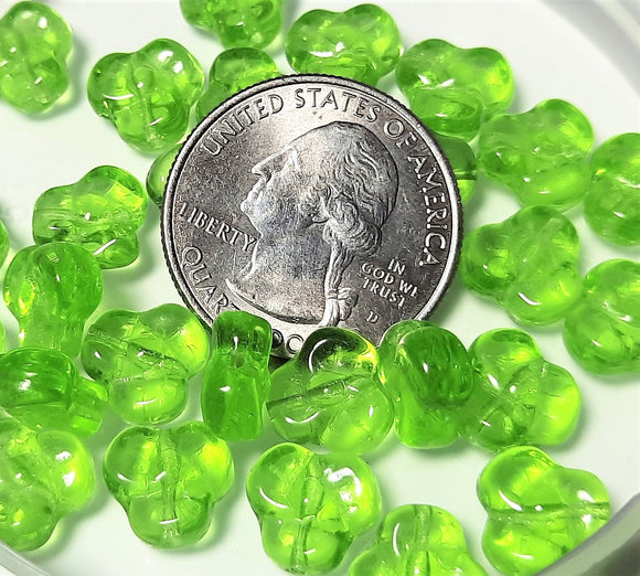 9mm Peridot Glass Trillium Flower Beads 50ct