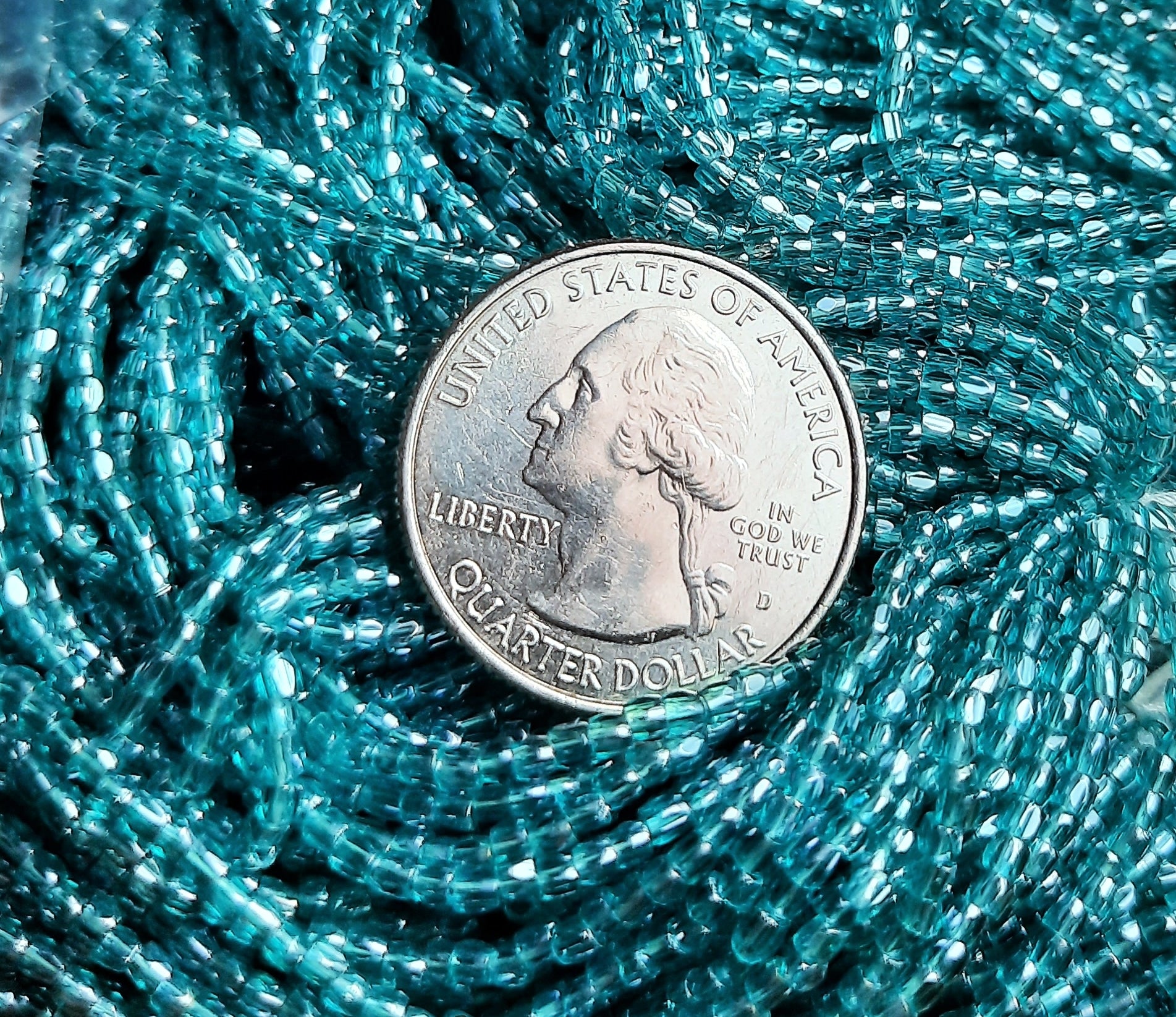 9/0 Seafoam Green Transparent Luster 3-Cut Czech Seed Beads Full Hank