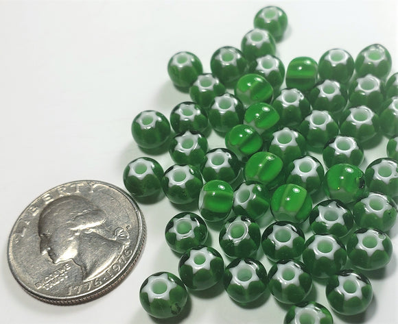 Cornelian Star Green Czech Glass Seed Beads 32/0 10g